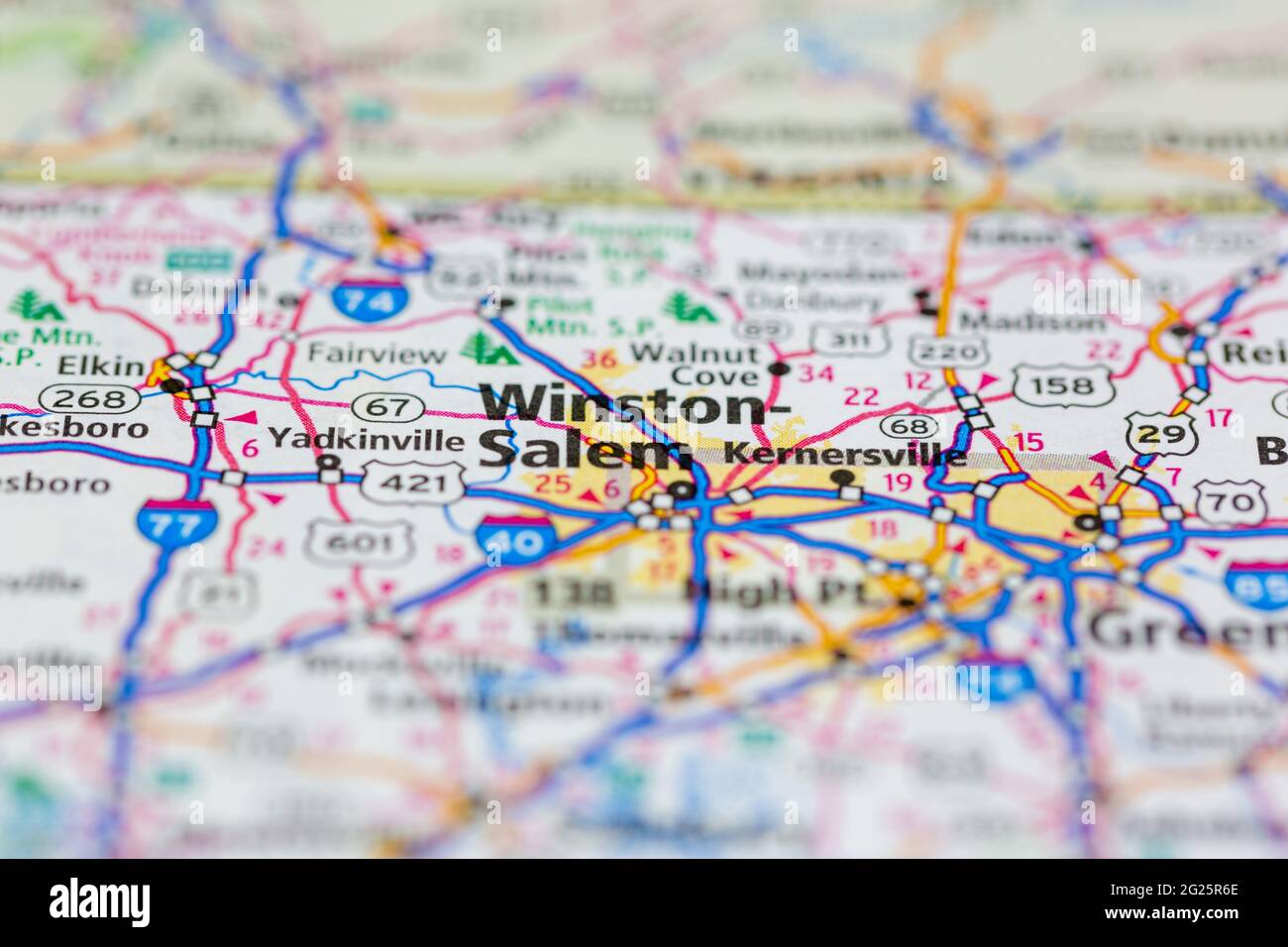WinstonSalem North Carolina USA se muestra en un mapa de carreteras o
