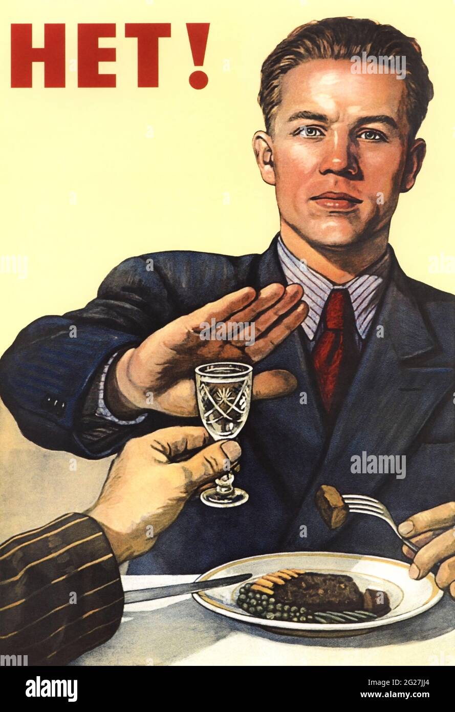 Impresión de la historia de la Unión Soviética de un hombre que rechaza una bebida, relacionada con la propaganda anti-alcohol. Foto de stock
