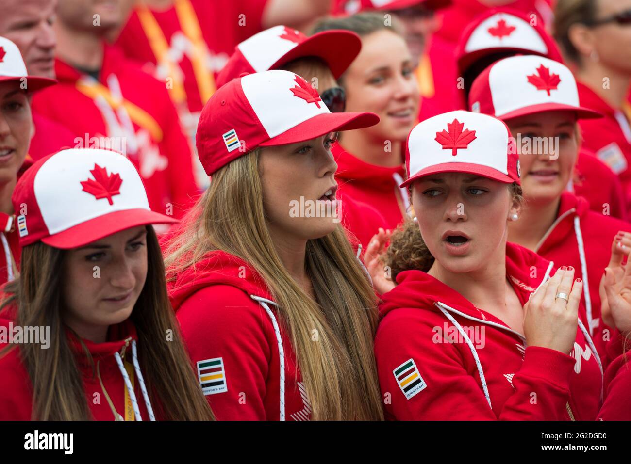 La delegación canadiense llegó al Panam 2015 Athlete's Village en Toronto, donde se celebrarán los juegos multideportivos el 10,2015 de julio Foto de stock