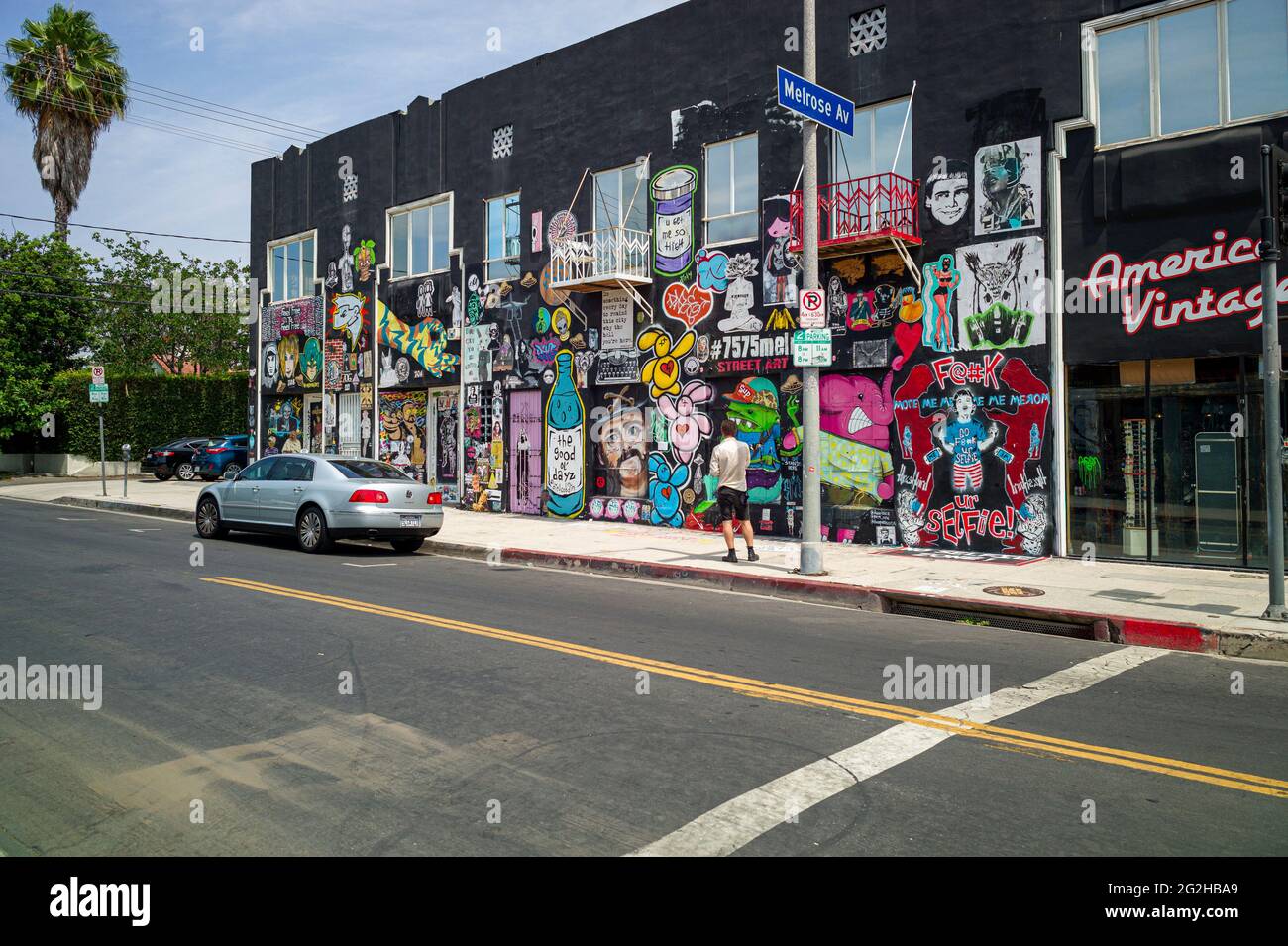 Melrose Avenue En Los Ángeles A Menudo Conocida Por Sus Iniciales La