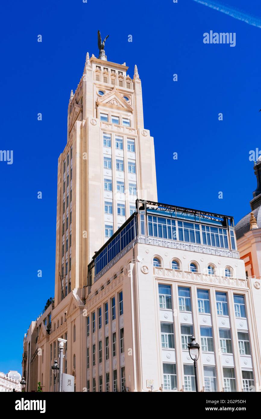 Edificio la union y el fenix y el hotel fenix fotografías e imágenes de