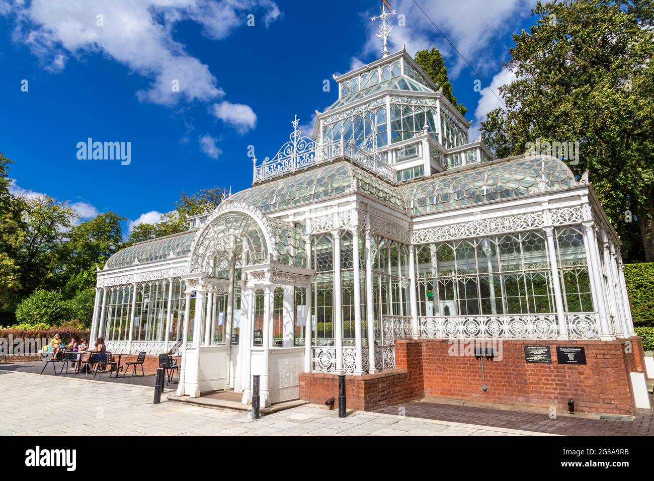 Conservatorio victoriano en el Museo y Jardines Horniman, Londres, Reino Unido Foto de stock