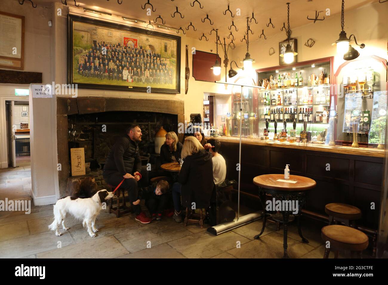 Todas Las Criaturas Grandes Y Pequeñas Serie Wikipedia All creatures great and small bbc fotografías e imágenes de alta resolución  - Alamy