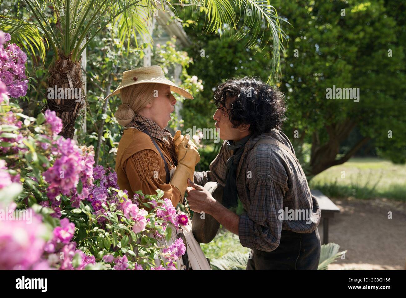 Tilda Swinton, Dev Patel, 'La historia personal de David Copperfield' (2021) Crédito: Searchlight Pictures / El archivo de Hollywood Foto de stock