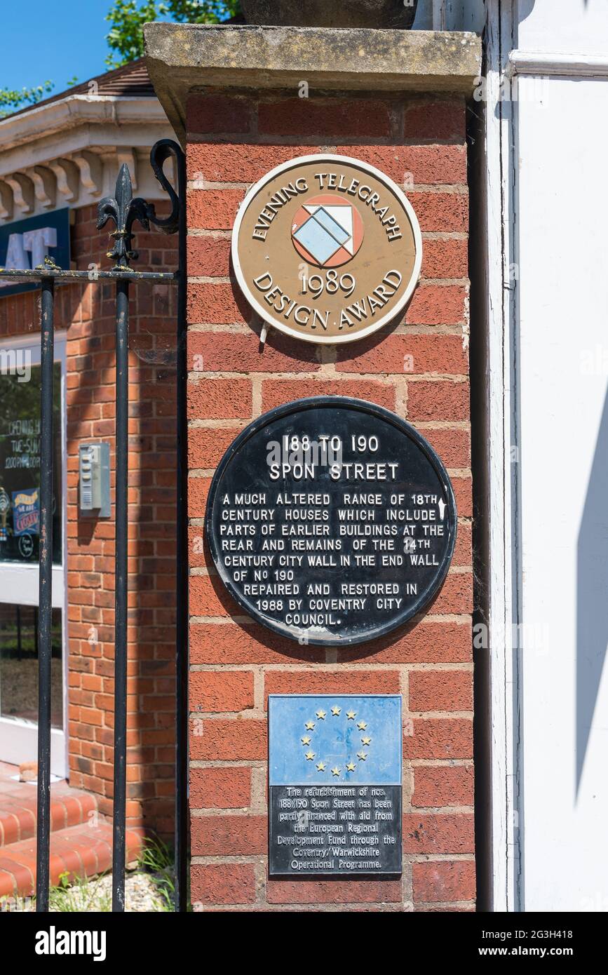 La histórica calle SPon Street está en el centro de Coventry, West Midlands, Reino Unido Foto de stock