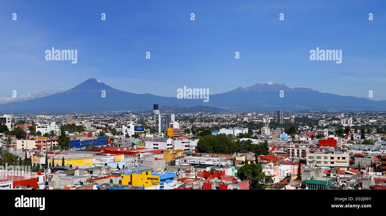 Puebla, México y Volcán Popocatepetl Copyright 2021 © Sam Bagnall Foto de stock