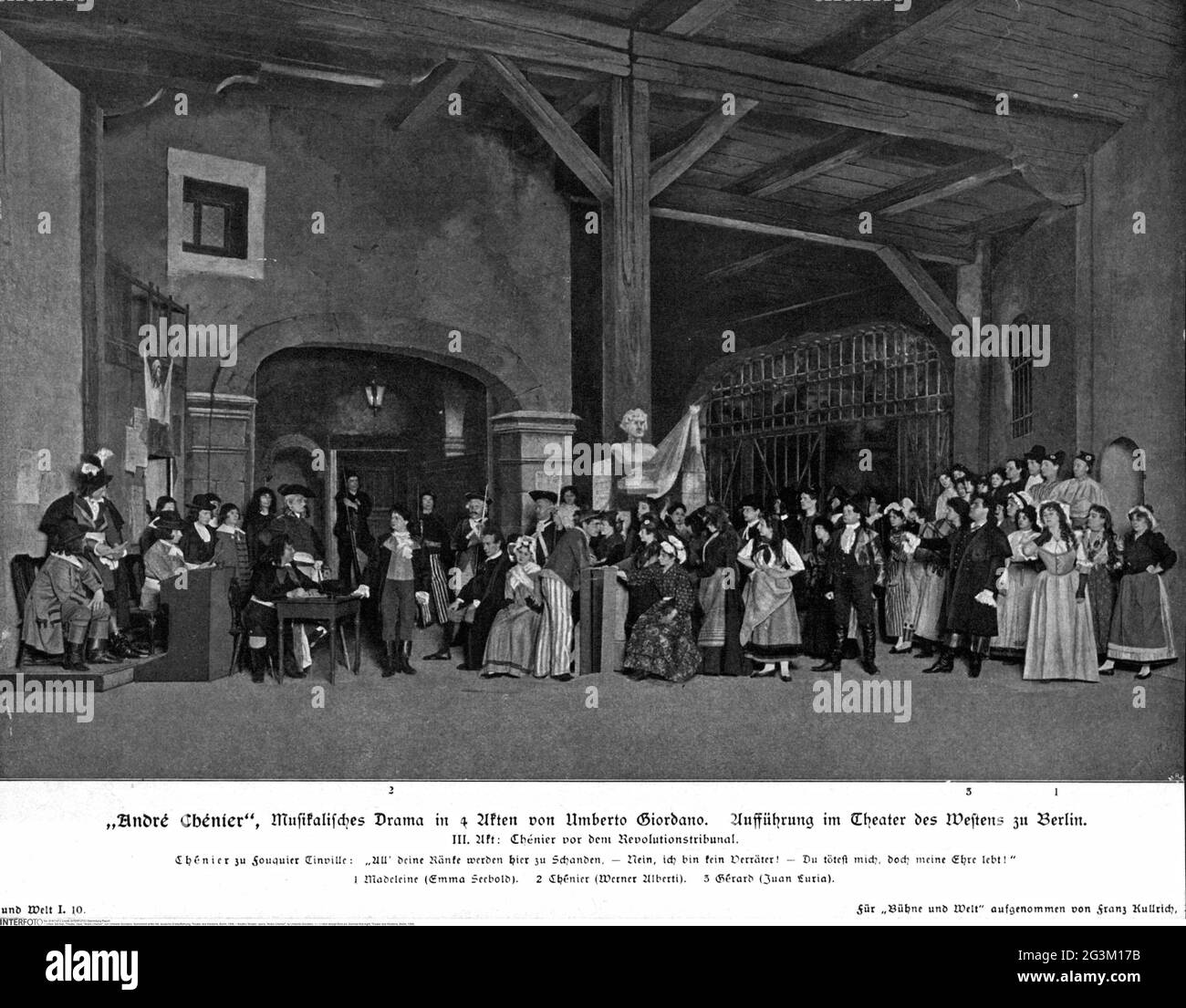 teatro / teatro, ópera, 'Andre Chenier', de Umberto Giordano, tercer acto de diseño de producción, DERECHOS-ADICIONALES-LIQUIDACIÓN-INFO-NO DISPONIBLE Foto de stock