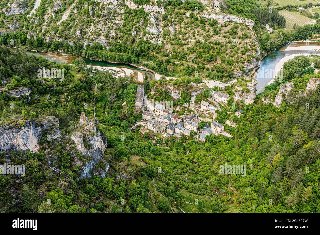 Castelbouc pueblo en las gargantas del Tarn en Francia Foto de stock