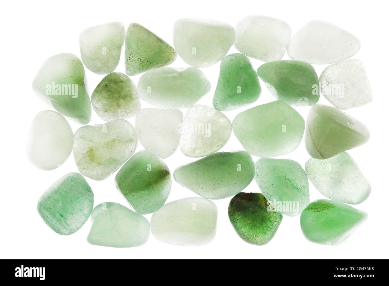 Textura de la joya de la pila de Aventurina verde sobre fondo blanco claro  Fotografía de stock - Alamy
