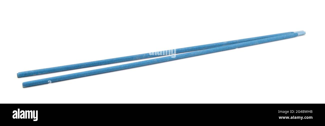 Dos electrodos azules para soldadura de metal aislados sobre blanco  Fotografía de stock - Alamy