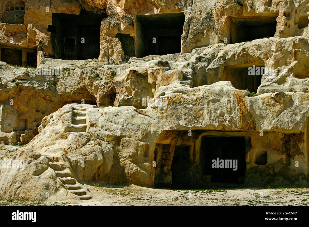 Antiguas casas cueva en Cappadocia, Turquía Foto de stock