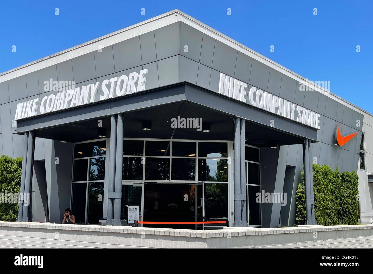 The Nike Company Store, martes, 22 de junio de 2021, en Beaverton, Ore  Fotografía de stock - Alamy