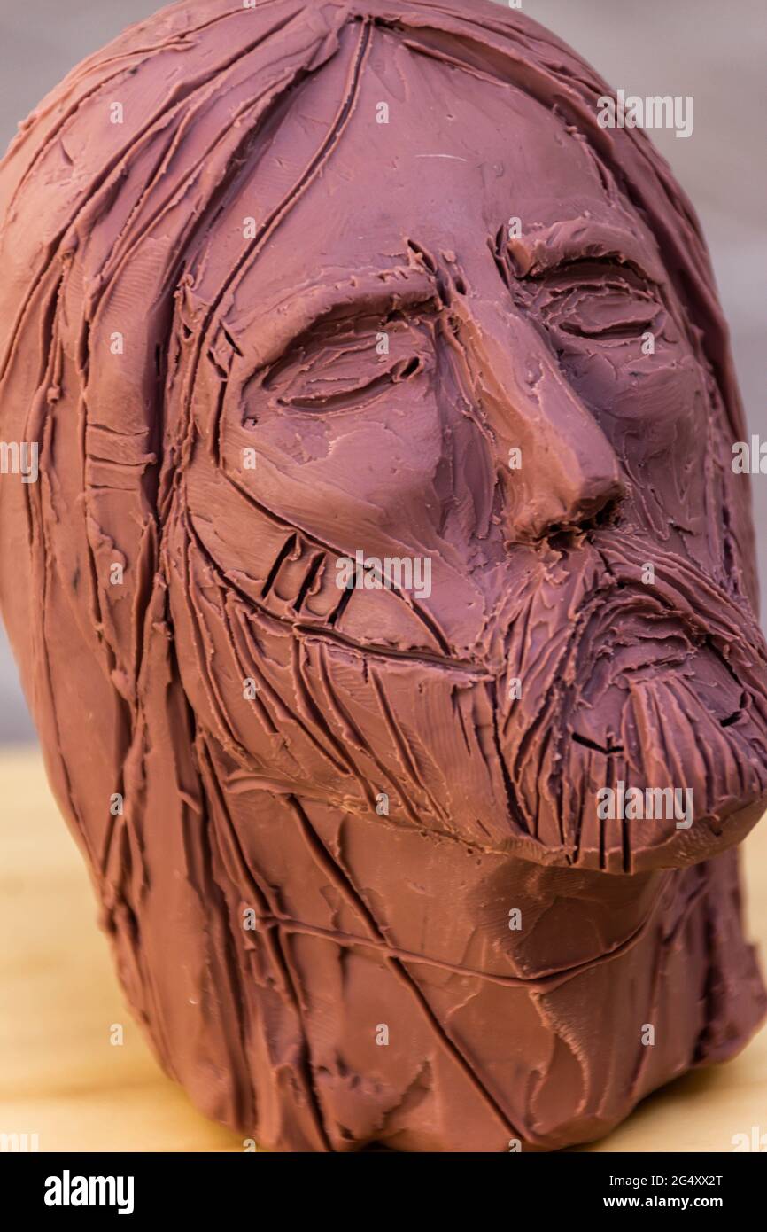 Fotografía de la escultura de arcilla de cara de Jesucristo Fotografía de  stock - Alamy