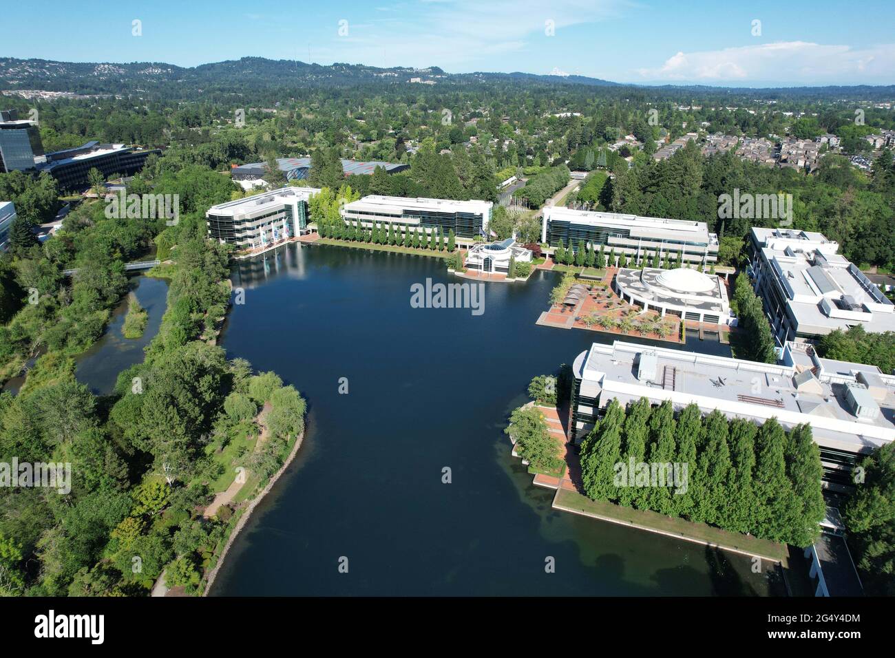 Una vista aérea de la sede de Nike World, miércoles, 23 de junio de 2021,  en Beaverton, Ore Fotografía de stock - Alamy