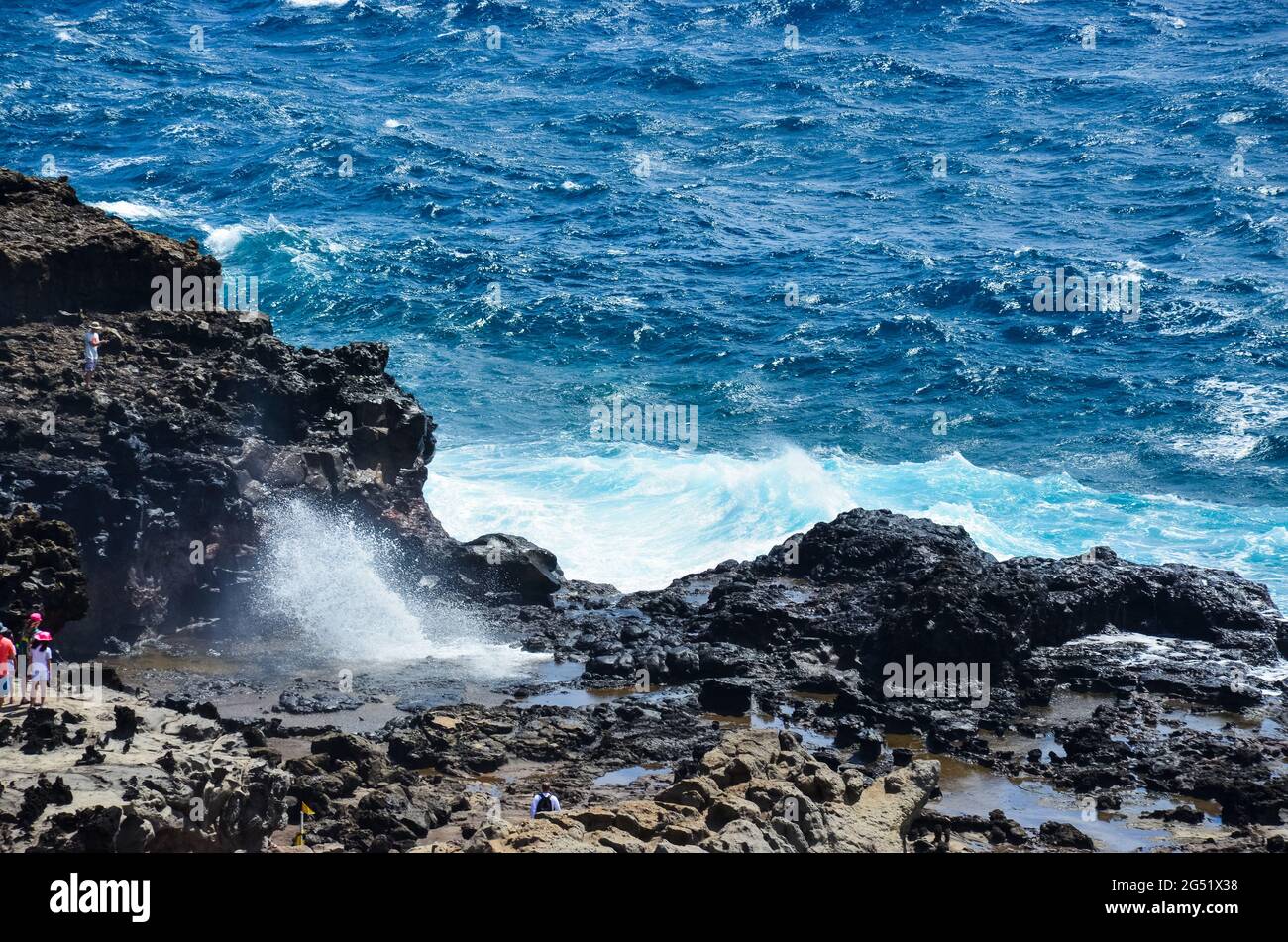 Nakalele Blowhole, Maui, Isla Hawaii, Estados Unidos. 10 de junio de 2021. Foto de stock
