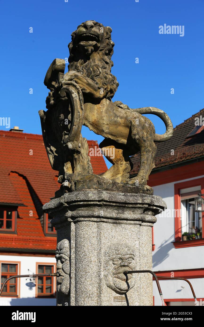 historia Löwen Denkmal en Sulzbach Rosenberg, Amberg, Oberpfalz, Foto de stock