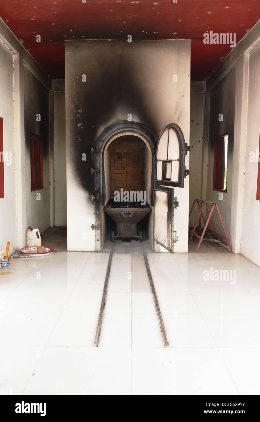 Horno de cremación fotografías e imágenes de alta resolución Alamy