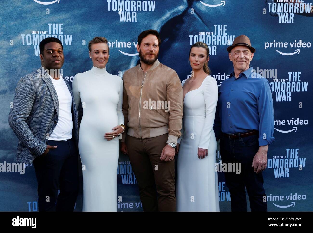 Betty Gilpin Peliculas Y Programas De Television Sam richardson fotografías e imágenes de alta resolución - Página 4 - Alamy