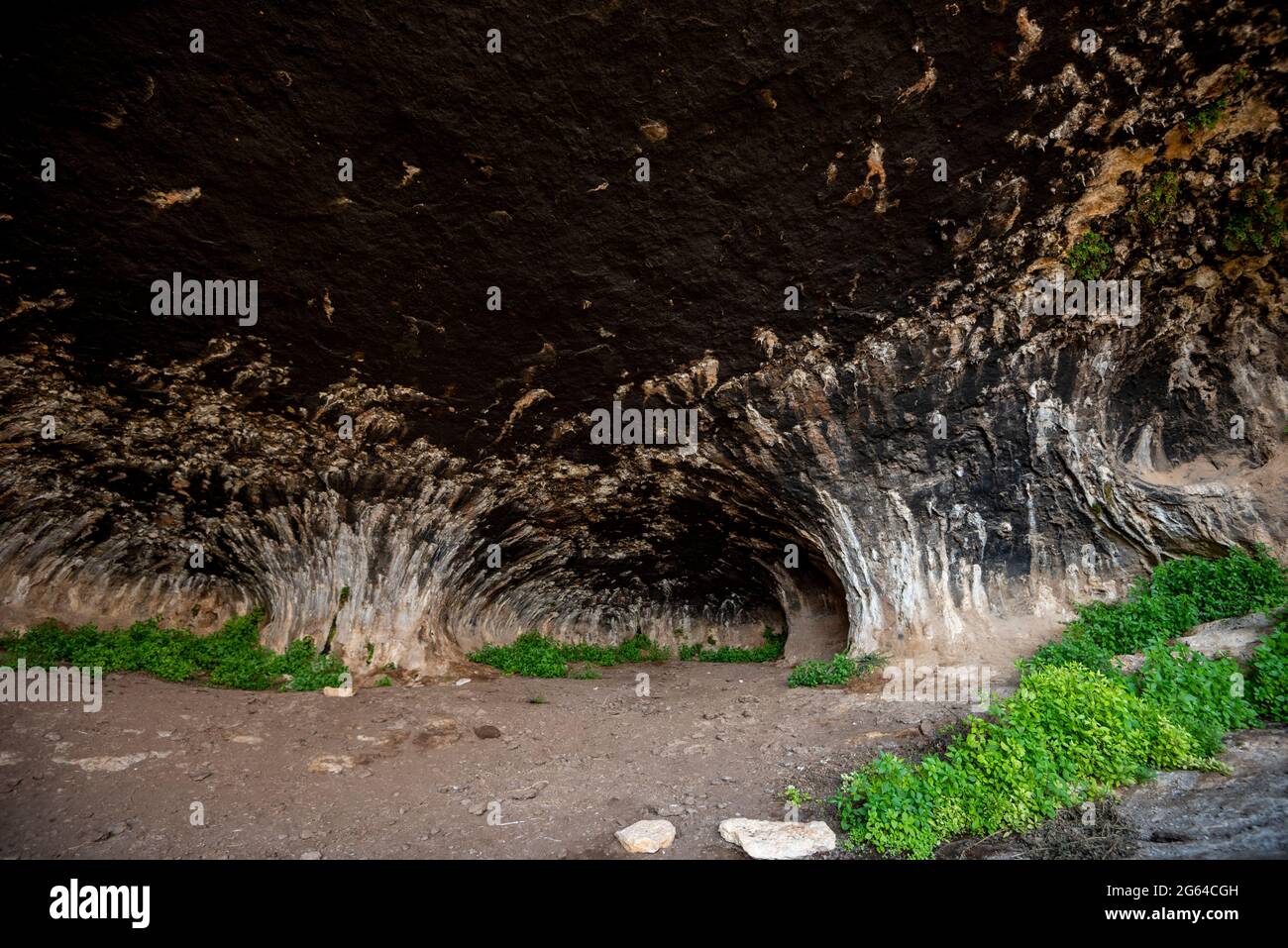 Cuevas de Zaen (Edad del Bronce), pueblo de Zaen, Campo de San Juan, Moratalla, Región de Murcia, España Foto de stock