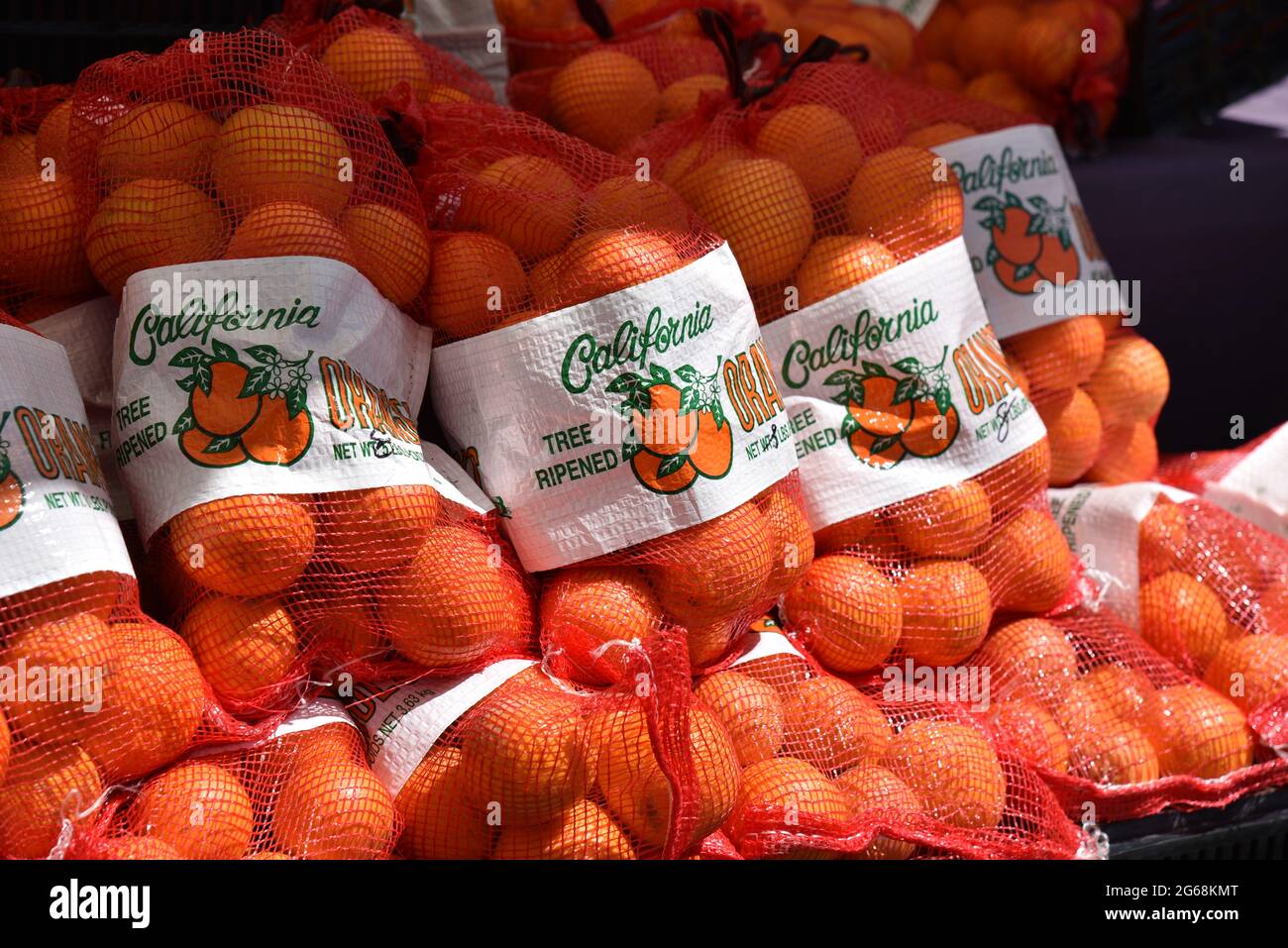 Bolsas de naranjas e de alta resolución - Alamy