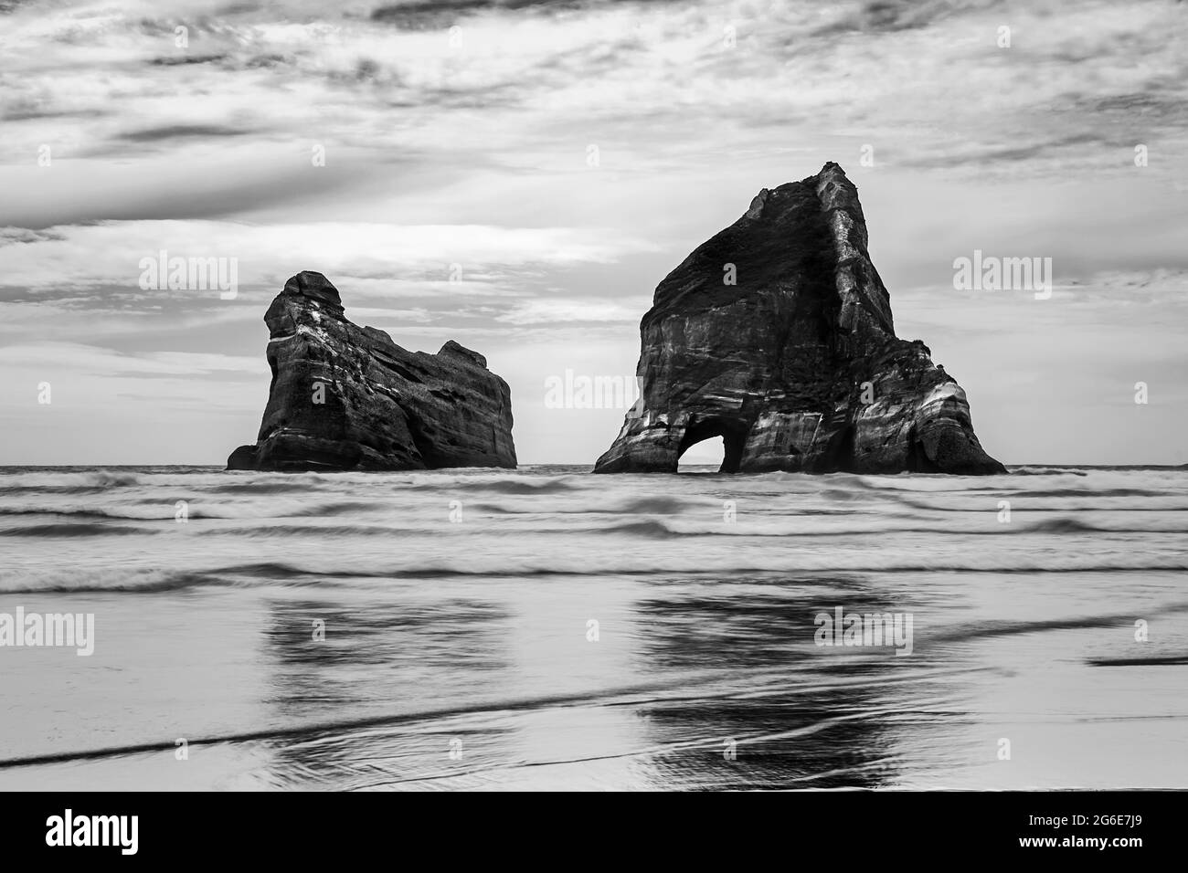 Wharariki Beach, Golden bay, Isla del Sur, Nueva Zelanda Foto de stock