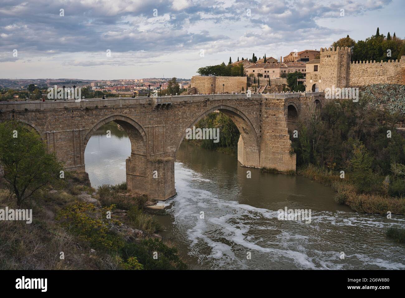 Foto del panorama de Toledo en España Foto de stock