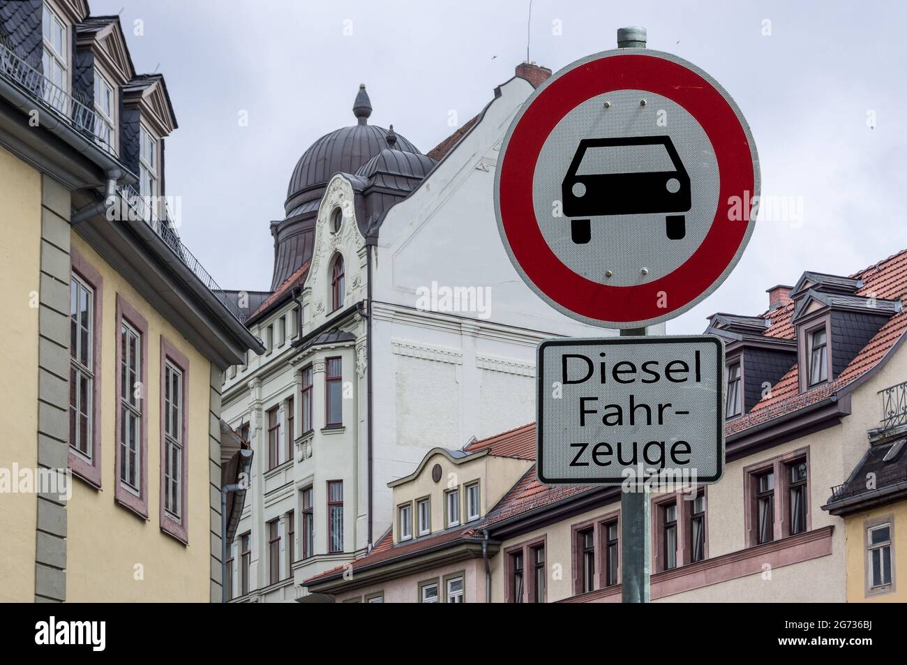Prohibición de conducir vehículos diesel en la ciudad Foto de stock
