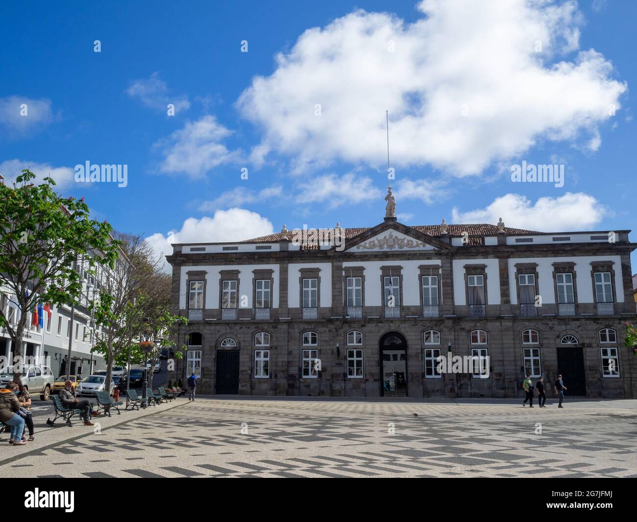 Plaza del Ayuntamiento de Angra do Heroismo, Isla Terceira Fotografía de  stock - Alamy