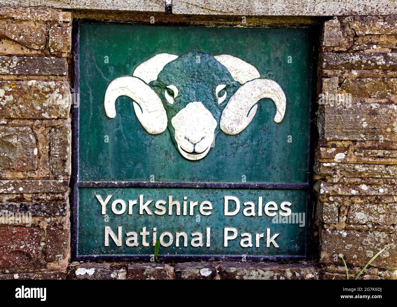 Yorkshire Dales, Parque Nacional, frontera, señal, Inglaterra Foto de stock