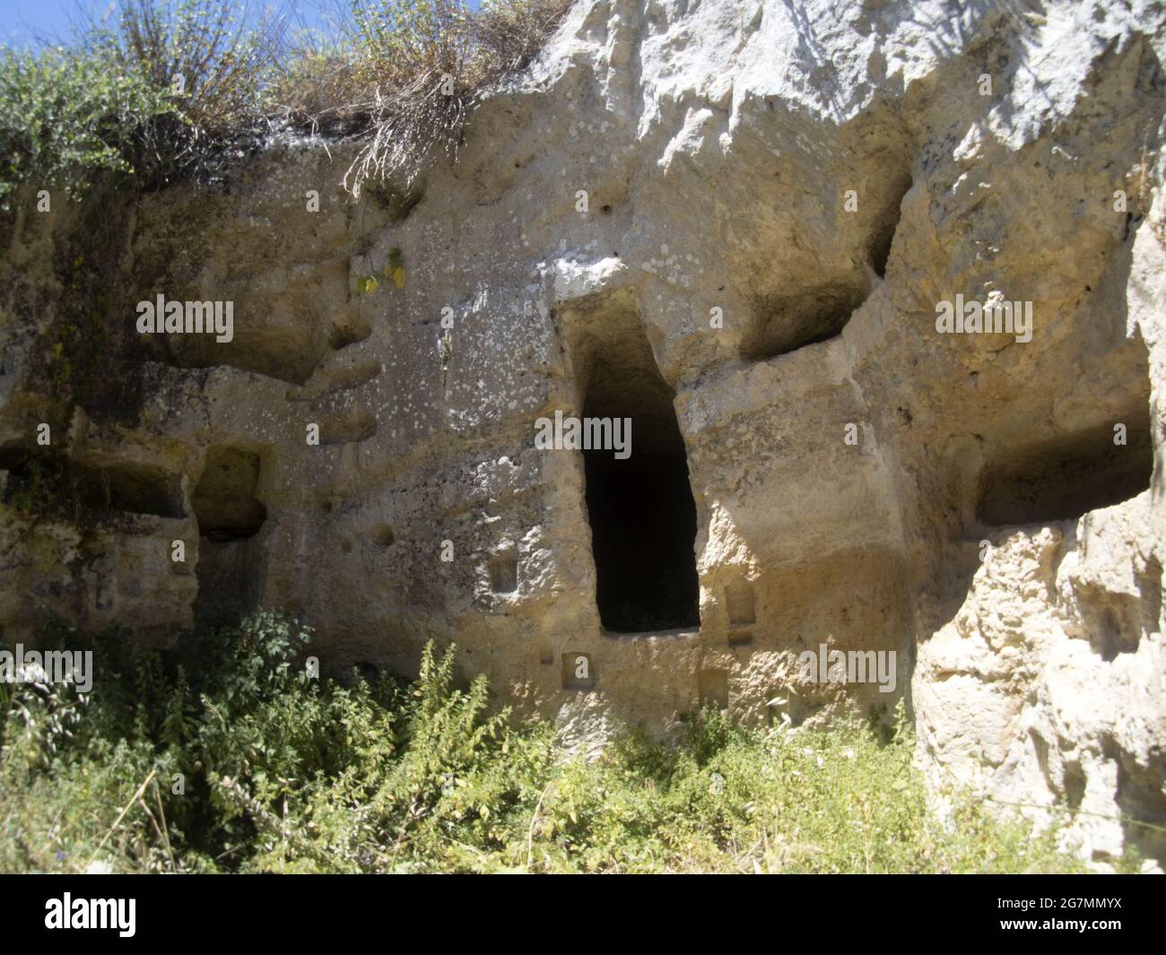 Palazzolo Acreide Latomie canteras de piedra antiguas tumbas romanas Sicilia Italia Fotografía