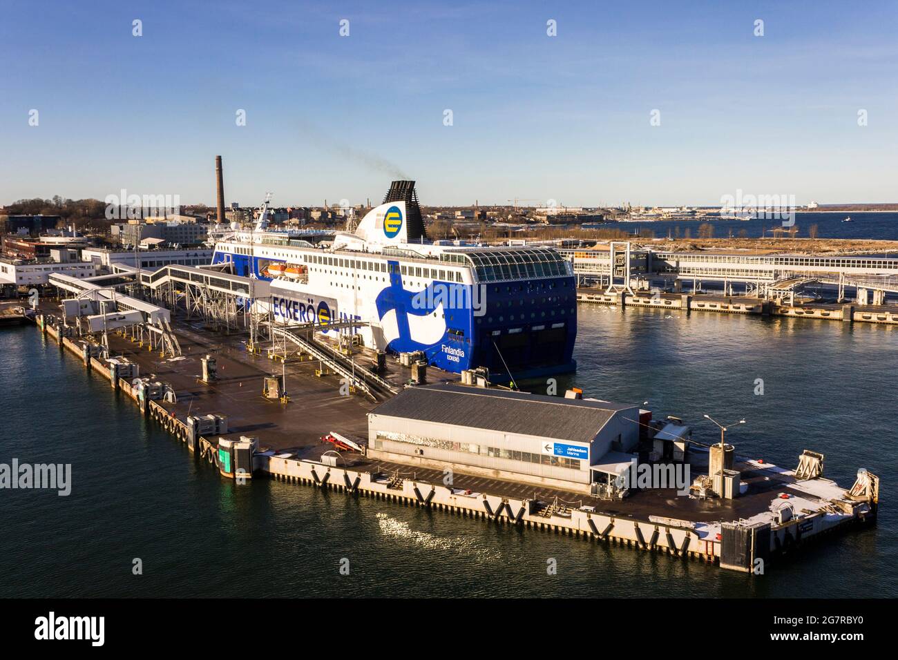 Tallin, Estonia. El MS Finlandia, un crucero de ferry del operador  finlandés de ferry Eckero Line que opera entre Tallin y Helsinki, en el  puerto de Tallin Fotografía de stock - Alamy