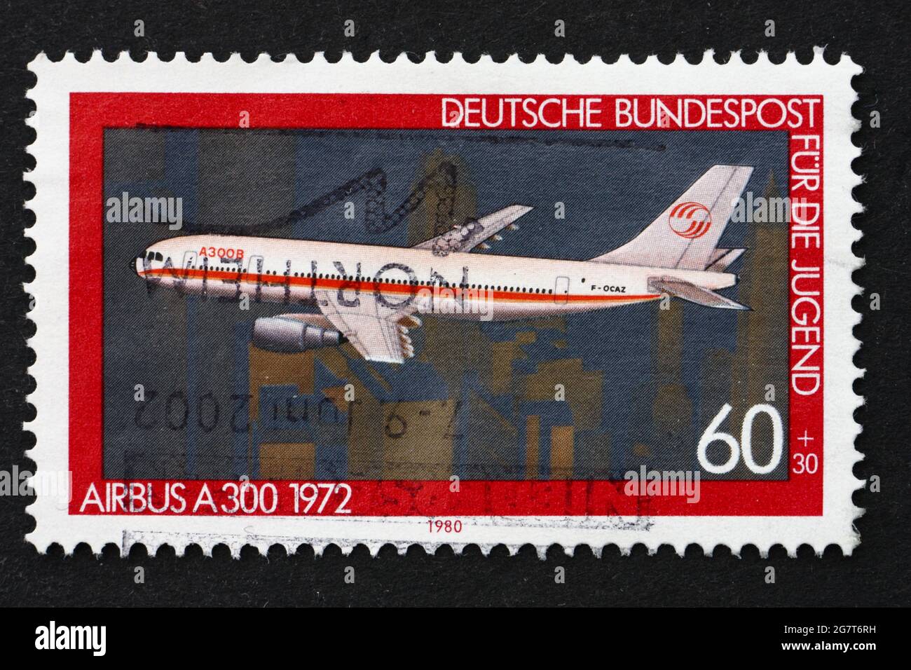 ALEMANIA - CIRCA 1980: Un sello impreso en Alemania muestra Airbus A300, 1972, Airplane, circa 1980 Foto de stock