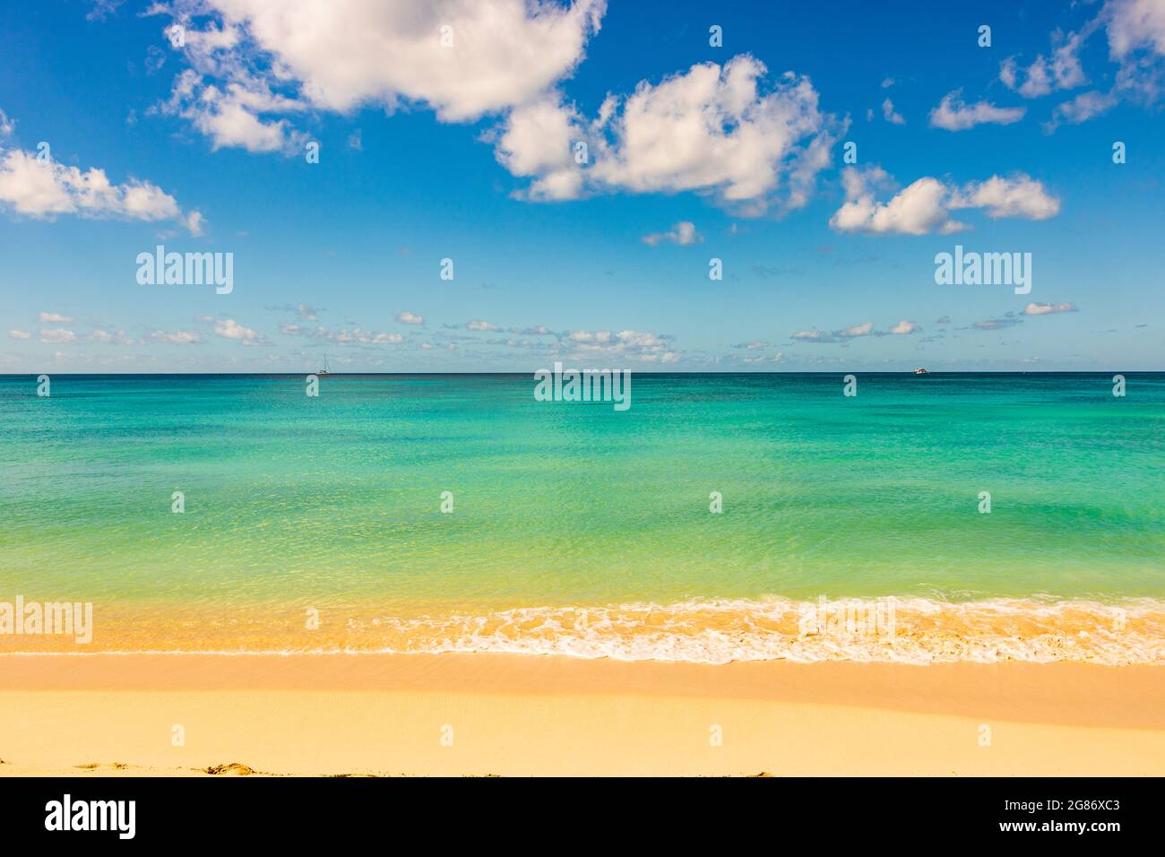 Playa en la Isla de Barbados, Isla del Caribe Foto de stock