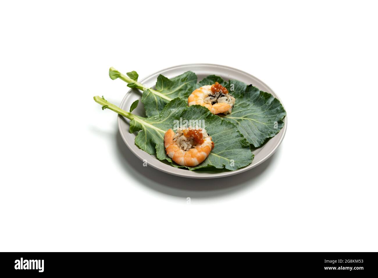 Un tipo de envolturas de hojas y arroz ( Ssambap ) que se comen con