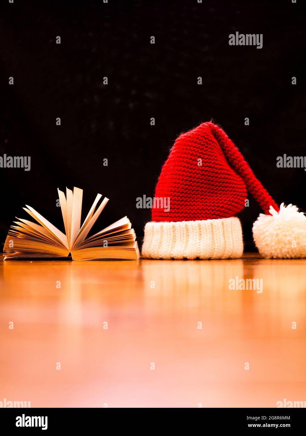 Libro de navidad fotografías e imágenes de alta resolución - Alamy