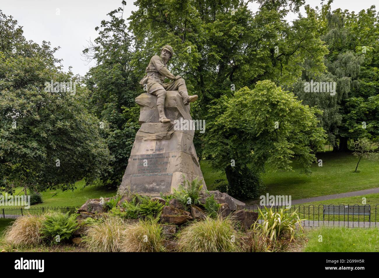 Monumento a la Infantería Ligera de las Tierras Altas que cayó en la Guerra Sudafricana, Parque Kelvingrove, Glasgow. Foto de stock