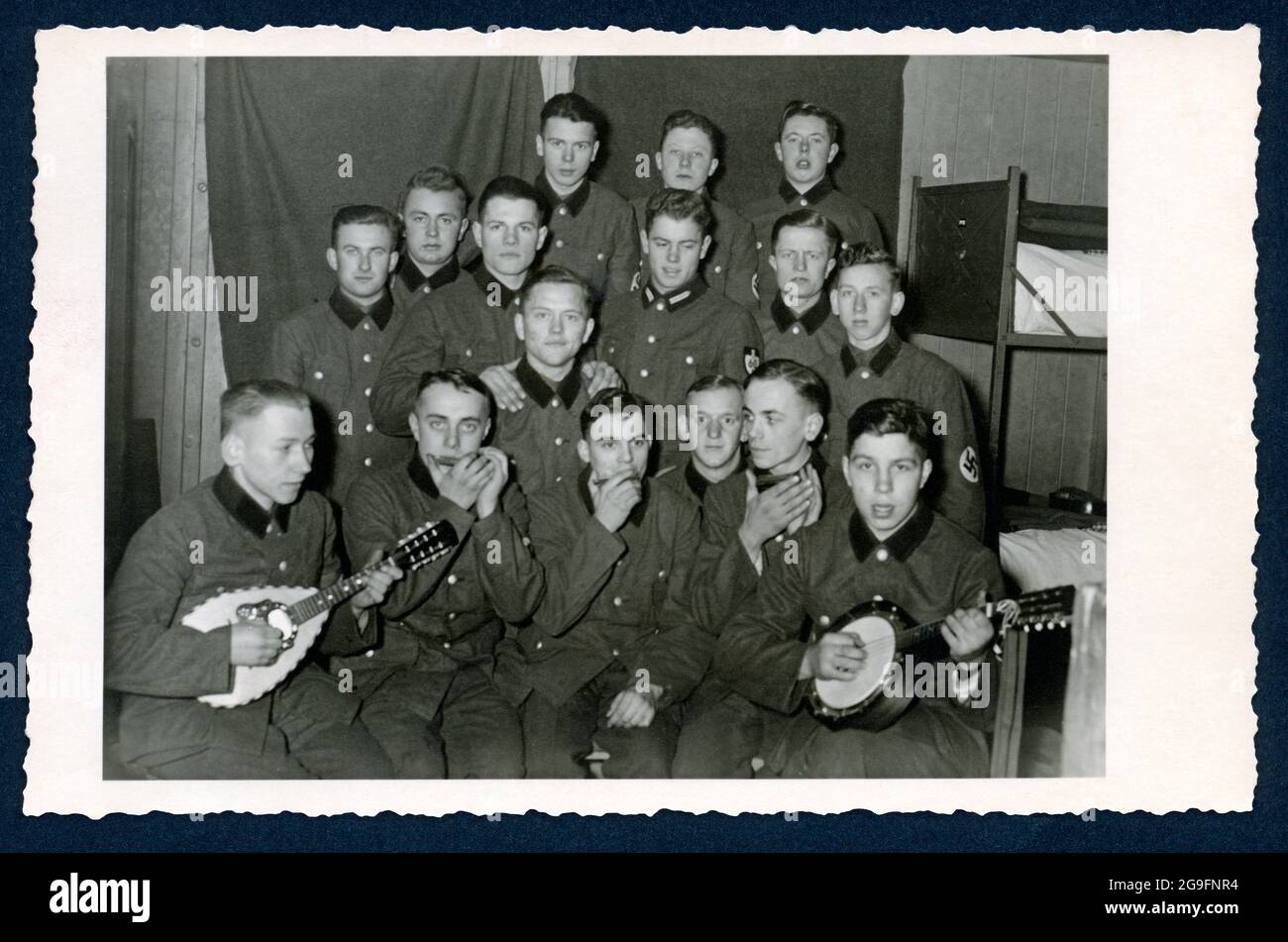 Europa, Alemania, el Reich Alemán, Segunda Guerra Mundial, hombres del Servicio de Trabajo del Reichs, DERECHOS ADICIONALES-LIQUIDACIÓN-INFO-NO DISPONIBLE Foto de stock