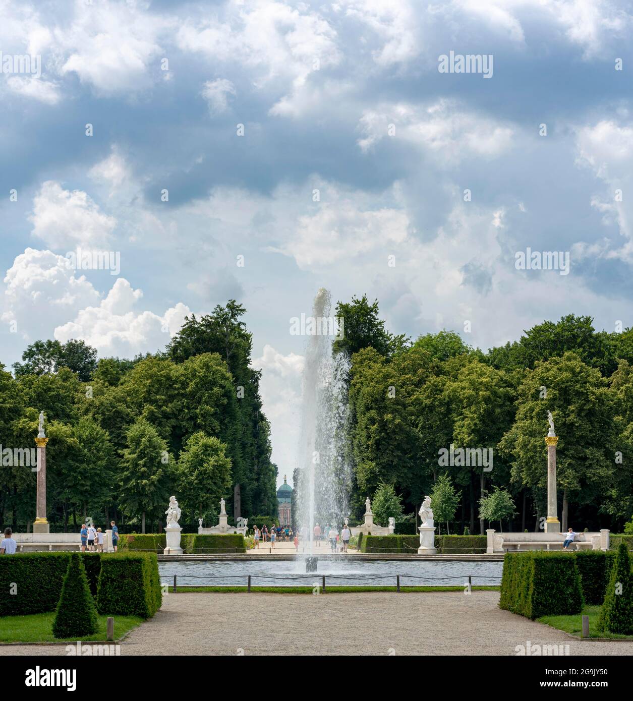 Gran Fuente en Sanssouci Palace Park, Potsdam, Brandeburgo, Alemania Foto de stock