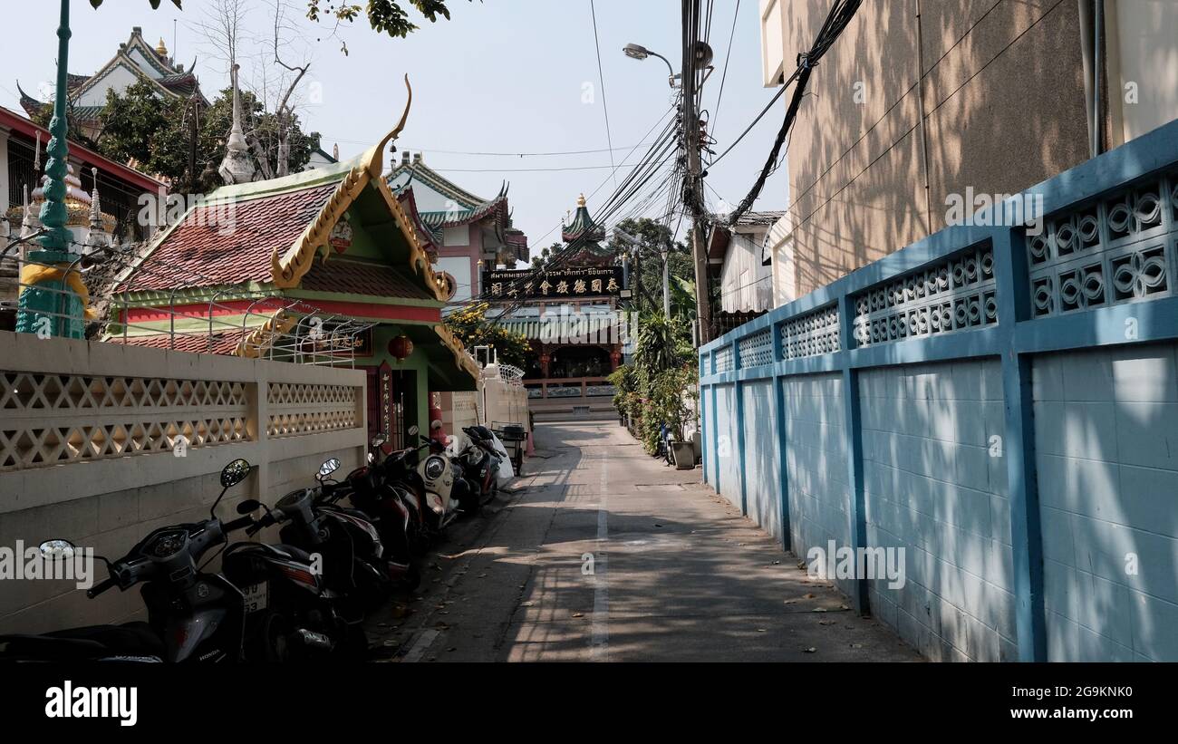 Chee Chin Khor Temple y Pagoda Tropical Khlong San Bangkok Tailandia cosas gratis para hacer Foto de stock