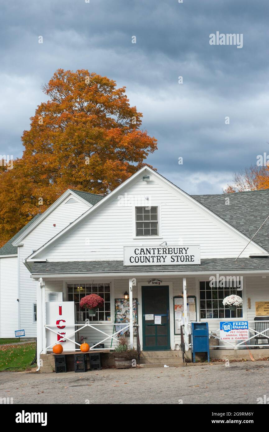 Canterbury Country Store, Canterbury, New Hampshire, Estados Unidos  Fotografía de stock - Alamy