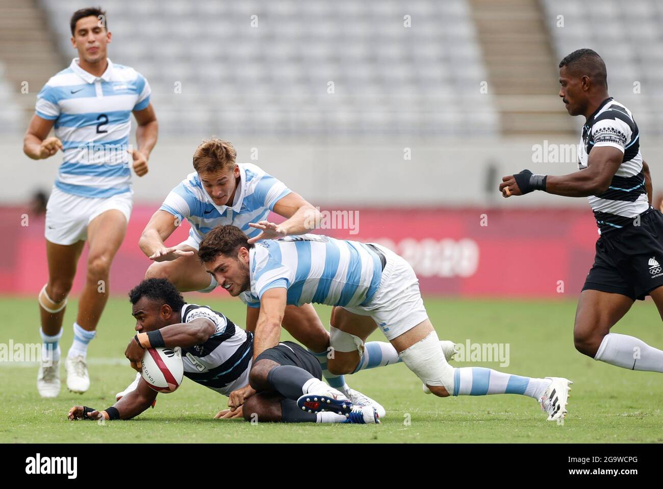 Juegos Olímpicos de Tokio 2020 - Rugby Sevens - Hombres - Semifinal -  Argentina contra Fiji - Estadio de Tokio - Tokio, Japón - 28 de julio de  2021. Jerry Tuwai Vunisa