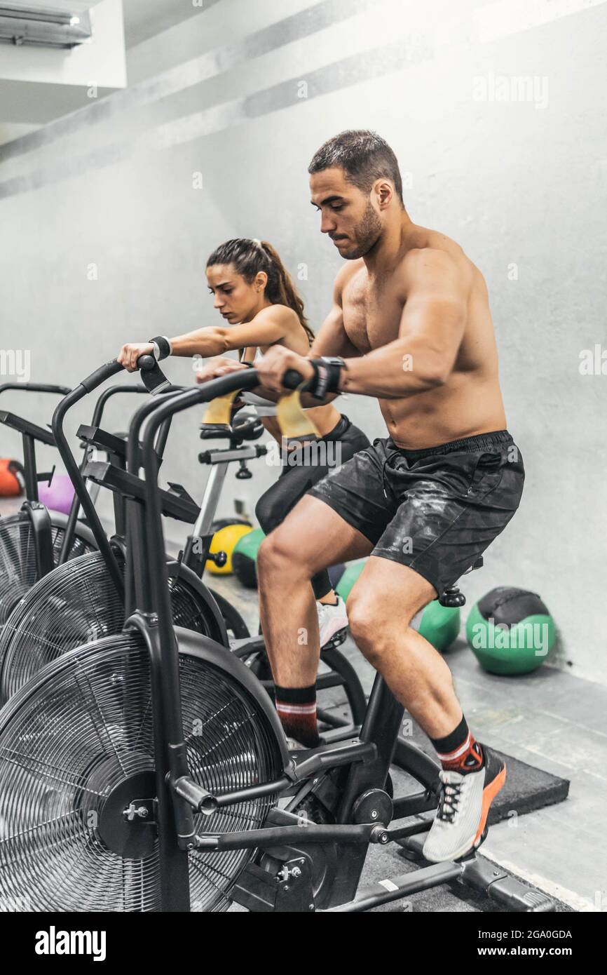 Bicicleta fija online crossfit