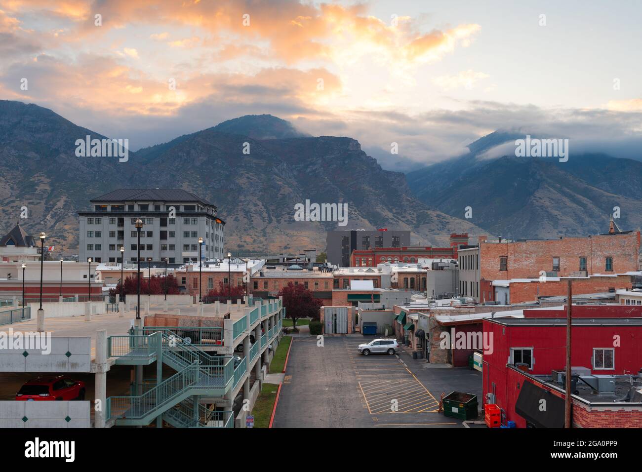 Provo, Utah, EE.UU. Centro de la ciudad al atardecer. Foto de stock