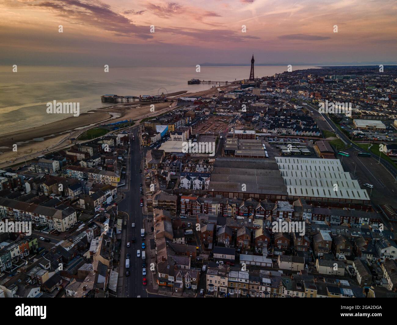 Industrial , Residencial y Comercial Blackpool Aerial Photos Drone Fotografía Blackpool Tower y Pleasure Beach Foto de stock