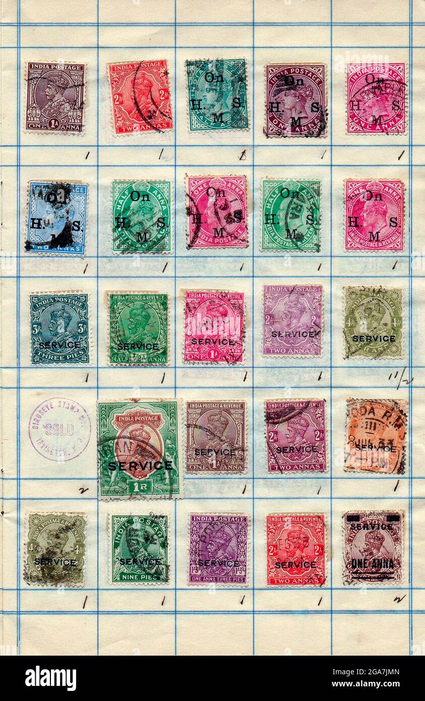 Una colección de sellos antiguos de franqueo e ingresos de la India Anchal  puesto fue el servicio postal temprano comenzó en el reino de Travancore y  Cochin antes de la independencia de