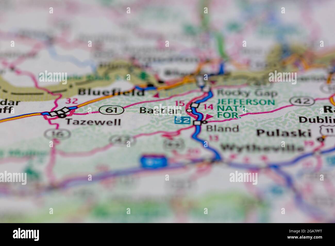 Bastian Virginia se muestra en un mapa de carreteras o mapa geográfico