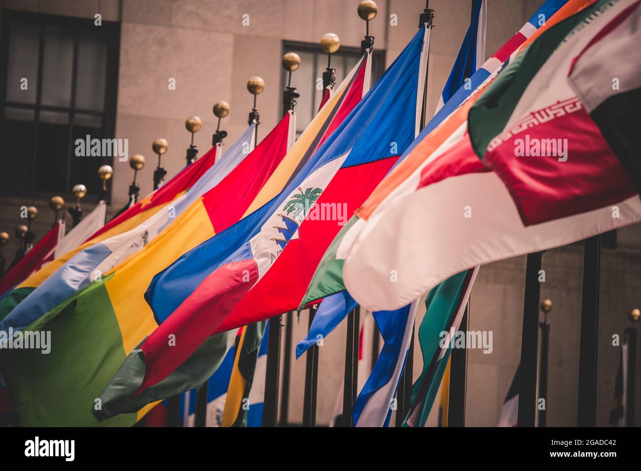 Banderas coloridas de varios países del mundo Foto de stock