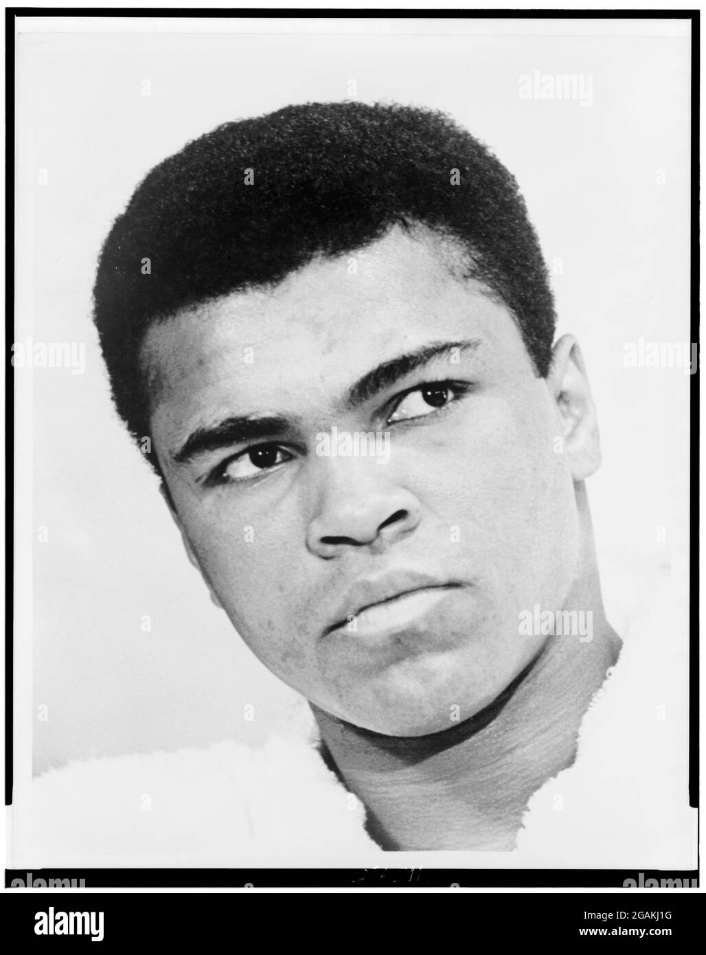 Muhammad Ali (nacido Cassius Clay, 1/17/1942) busto retrato, Nueva York, NY, 1967. (Foto de Ira Rosenberg/New York World-Telegram y The Sun Newspaper Photographage Collection/RBM Vintage Images) Foto de stock