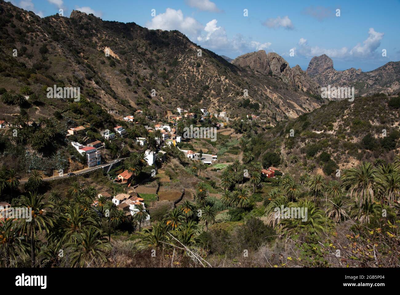 Los Loros está situado en el extremo alto del Valle Hermoso en La Gomera, en el archipiélago canario. Foto de stock