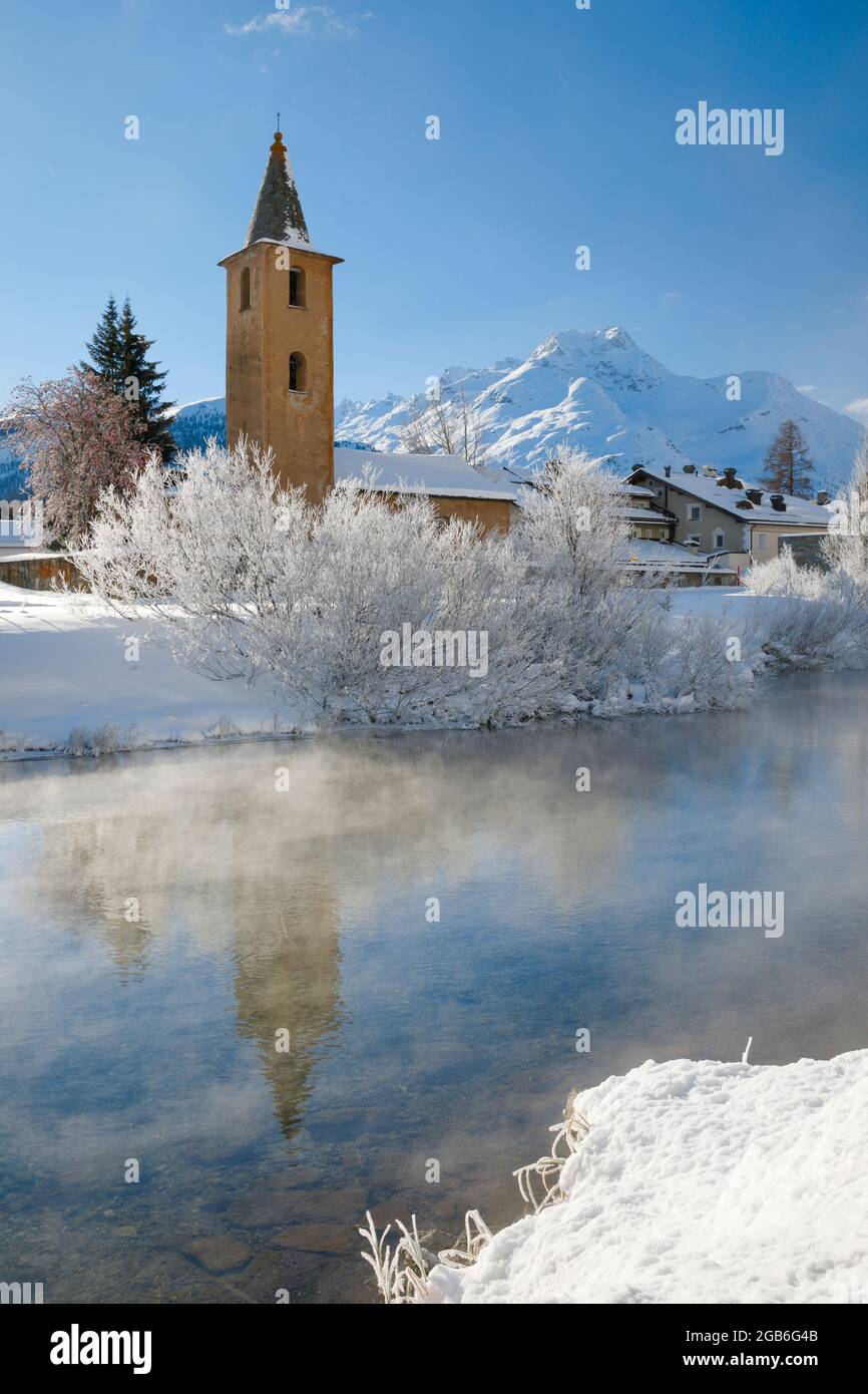 Geografía / viajes, Suiza, Iglesia de San Lorenzo, Sils / Grisons, NO-EXCLUSIVO-USO PARA EL USO DE TARJETA-SALUDO-TARJETA-POSTAL-PLEGABLE Foto de stock